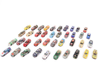 Lot 100 - DIVERS (40)