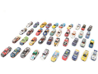 Lot 103 - DIVERS (40)