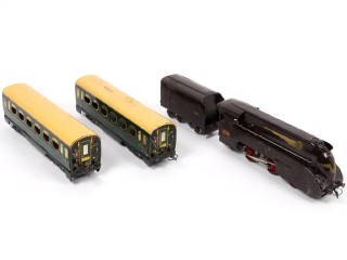 Lot 37 - HORNBY 'O' (FRANCE) (3)
