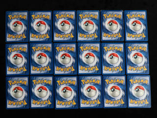 Lot 104 - POKEMON COMPANY (FRANCE) (25)