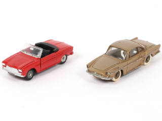 Lot 231 - DINKY TOYS (FRANCE) (2)