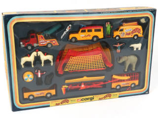 Lot 53 - CORGI TOYS (GB) (1)