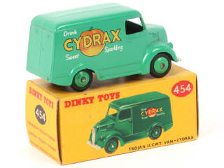 Lot 165 - DINKY TOYS (GB) (1)