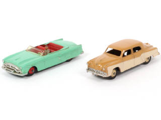 Lot 161 - DINKY TOYS (GB) (2)