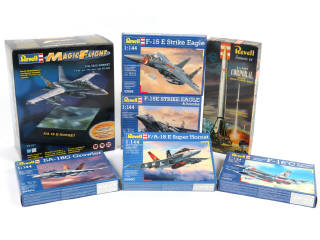 Lot 69 - REVELL (USA) (7)