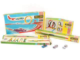 Lot 82 - FALLER (ALLEMAGNE) (5)