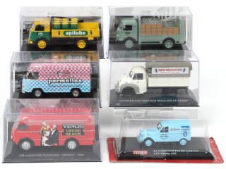 Lot 117 - DIVERS (6)