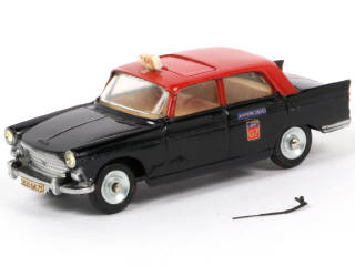 Lot 87 - DINKY TOYS (FRANCE) (1)