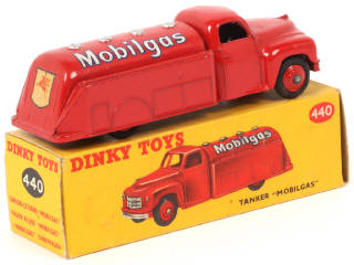Lot 55 - DINKY TOYS (GB) (1)