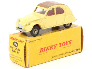 Lot 167 - DINKY TOYS (FRANCE) (1)
