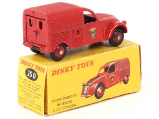 Lot 140 - DINKY TOYS (FRANCE) (1)