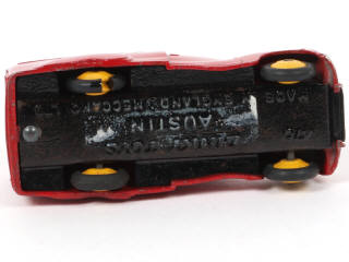 Lot 25 - DINKY TOYS (GB) (1)