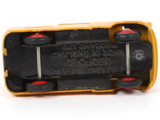 Lot 27 - DINKY TOYS (GB) (1)