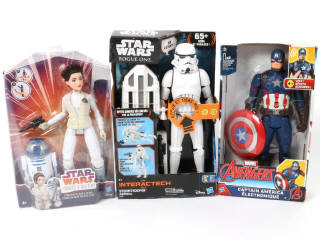 Lot 84 - HASBRO (USA) (7)