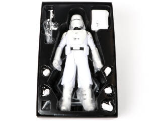 Lot 87 - HOT TOYS (JAPON) (1)