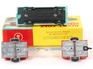 Lot 416 - DINKY TOYS (GB) (1)