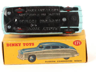 Lot 413 - DINKY TOYS (GB) (1)