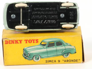 Lot 217 - DINKY TOYS (FRANCE) (1)