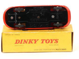 Lot 247 - DINKY TOYS (FRANCE) (1)