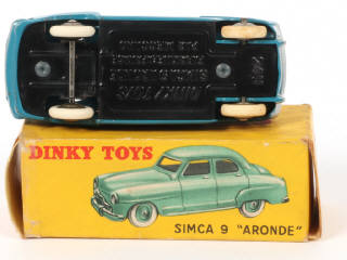 Lot 218 - DINKY TOYS (FRANCE) (1)