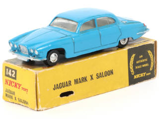 Lot 104 - NICKYTOYS (INDE) (1)