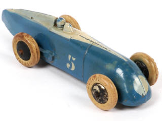 Lot 143 - DINKY TOYS (FRANCE) (1)