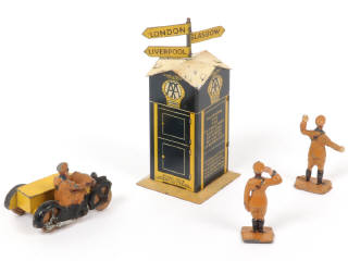 Lot 367 - DINKY TOYS (GB) (1)