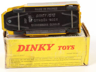 Lot 329 - DINKY TOYS (FRANCE) (1)