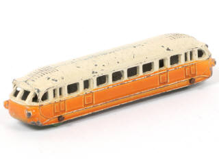 Lot 306 - DINKY TOYS (FRANCE) (1)