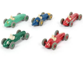 Lot 368 - DINKY TOYS (GB) (1)