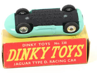 Lot 396 - DINKY TOYS (GB) (1)