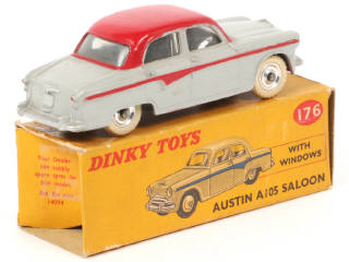 Lot 406 - DINKY TOYS (GB) (1)