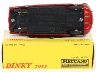 Lot 183 - DINKY TOYS (FRANCE) (1)
