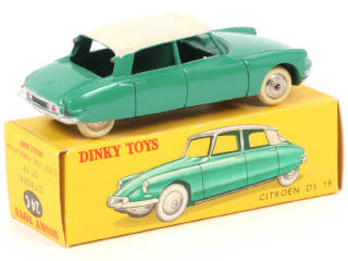 Lot 174 - DINKY TOYS (FRANCE) (1)