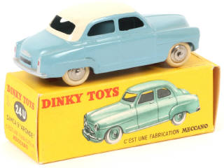 Lot 216 - DINKY TOYS (FRANCE) (1)