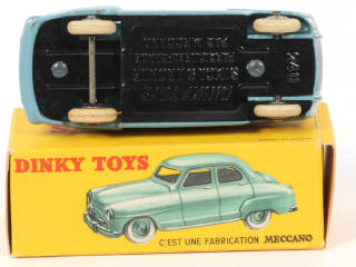 Lot 216 - DINKY TOYS (FRANCE) (1)