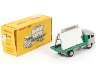 Lot 344 - DINKY TOYS (FRANCE) (1)