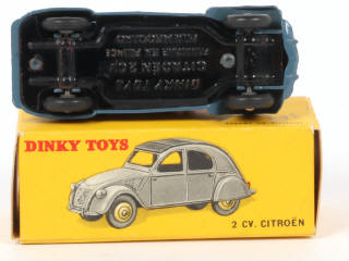 Lot 207 - DINKY TOYS (FRANCE) (1)