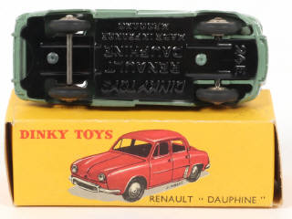 Lot 194 - DINKY TOYS (FRANCE) (1)