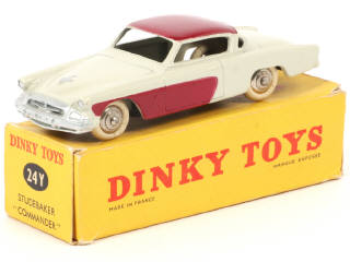Lot 229 - DINKY TOYS (FRANCE) (1)