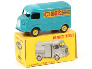 Lot 326 - DINKY TOYS (FRANCE) (1)