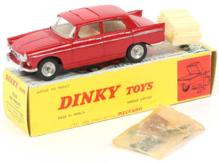 Lot 256 - DINKY TOYS (FRANCE) (1)