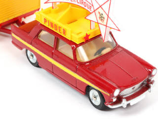 Lot 257 - DINKY TOYS (FRANCE) (1)