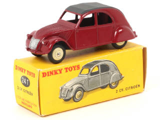 Lot 205 - DINKY TOYS (FRANCE) (1)