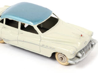 Lot 224 - DINKY TOYS (FRANCE) (1)