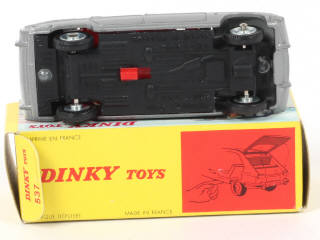 Lot 277 - DINKY TOYS (FRANCE) (1)