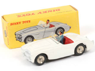 Lot 243 - DINKY TOYS (FRANCE) (1)