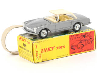 Lot 293 - DINKY TOYS (FRANCE) (1)
