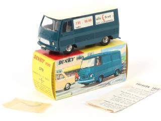 Lot 333 - DINKY TOYS (FRANCE) (1)