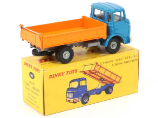 Lot 350 - DINKY TOYS (FRANCE) (1)